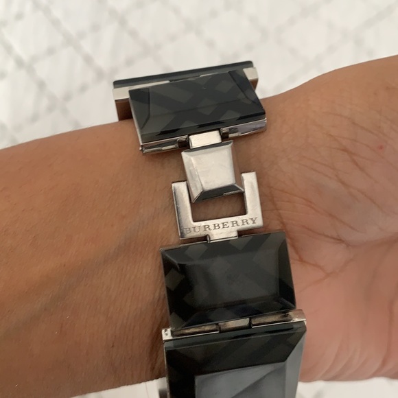Burberry bracelet watch - Picture 2 of 5